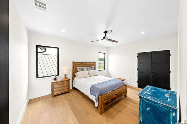 446 El Coronado Ave, Buchanan Dam, TX 78609