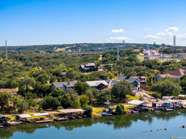 446 El Coronado Ave, Buchanan Dam, TX 78609