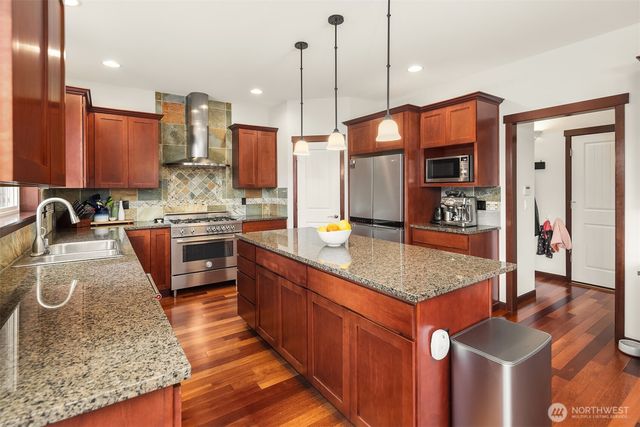 1414 Lake Roesiger Drive, Snohomish, WA 98290