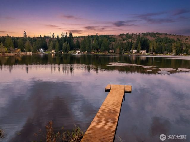 1414 Lake Roesiger Drive, Snohomish, WA 98290