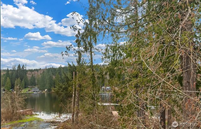 1414 Lake Roesiger Drive, Snohomish, WA 98290