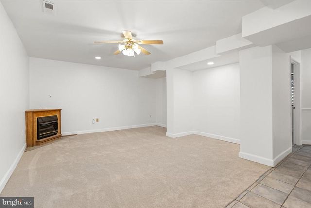 432 LAUREL MILLS RD, Castleton, VA 22716