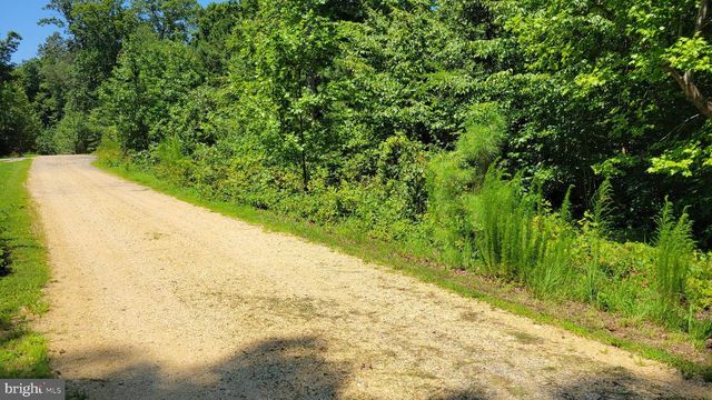 42262 BROYHILL LN, Hollywood, MD 20636