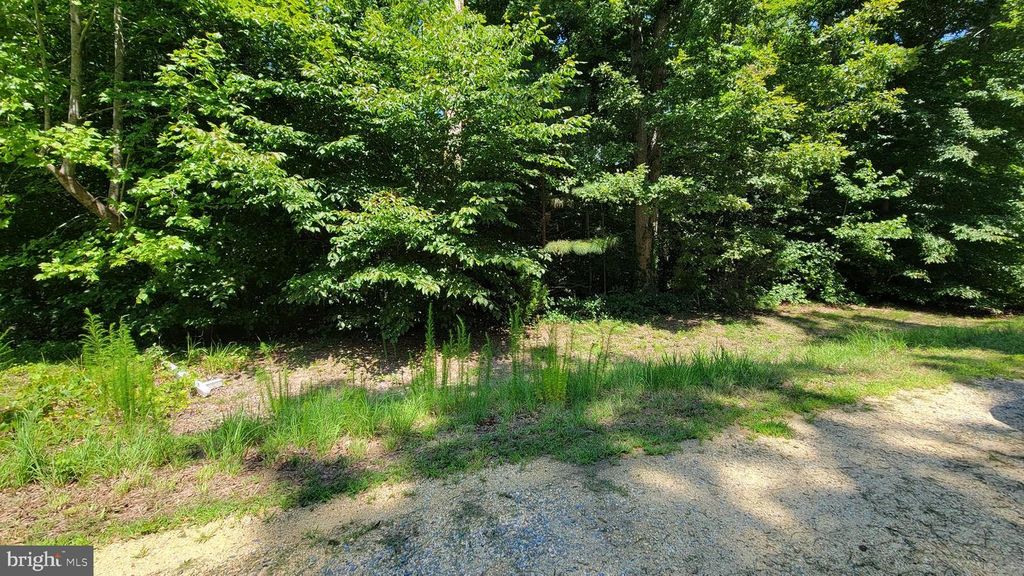 42262 BROYHILL LN, Hollywood, MD 20636