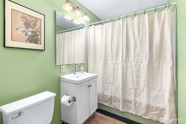 370 Park Avenue N, Renton, WA 98057