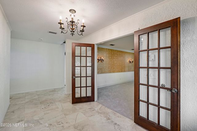 8691 SAN SERVERA Drive W, Jacksonville, FL 32217