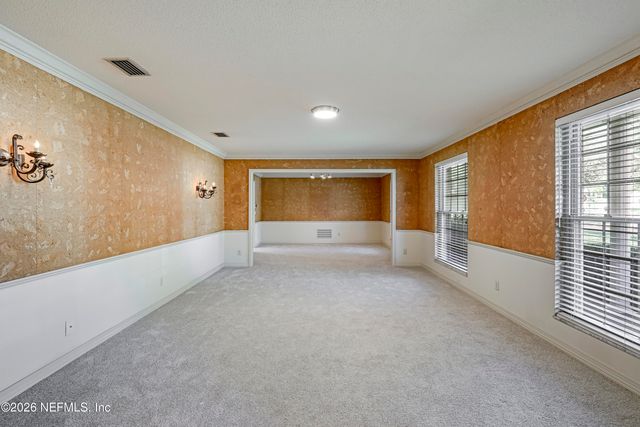 8691 SAN SERVERA Drive W, Jacksonville, FL 32217