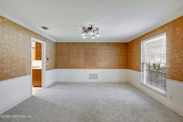 8691 SAN SERVERA Drive W, Jacksonville, FL 32217