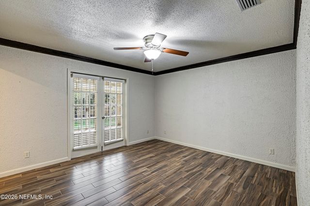 8691 SAN SERVERA Drive W, Jacksonville, FL 32217