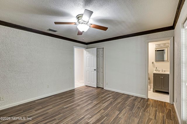 8691 SAN SERVERA Drive W, Jacksonville, FL 32217