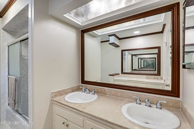 8691 SAN SERVERA Drive W, Jacksonville, FL 32217