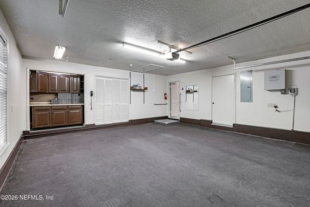 8691 SAN SERVERA Drive W, Jacksonville, FL 32217