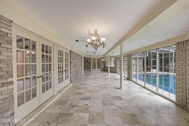 8691 SAN SERVERA Drive W, Jacksonville, FL 32217