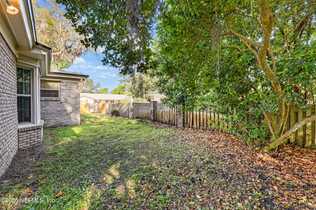 8691 SAN SERVERA Drive W, Jacksonville, FL 32217