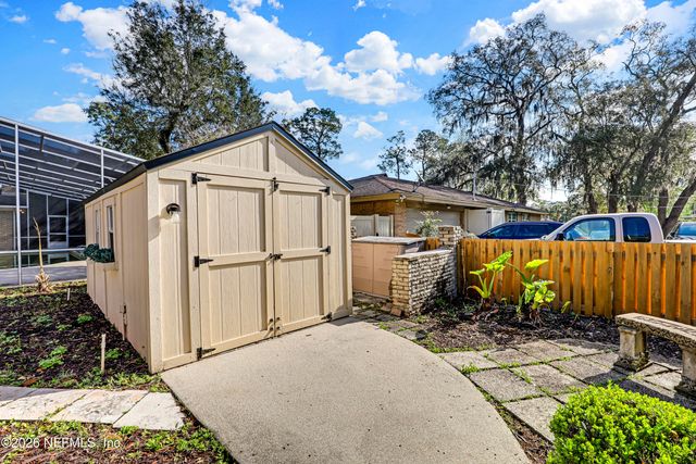 8691 SAN SERVERA Drive W, Jacksonville, FL 32217