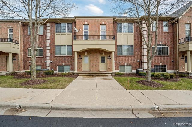 53118 Celtic Drive, Utica, MI 48315