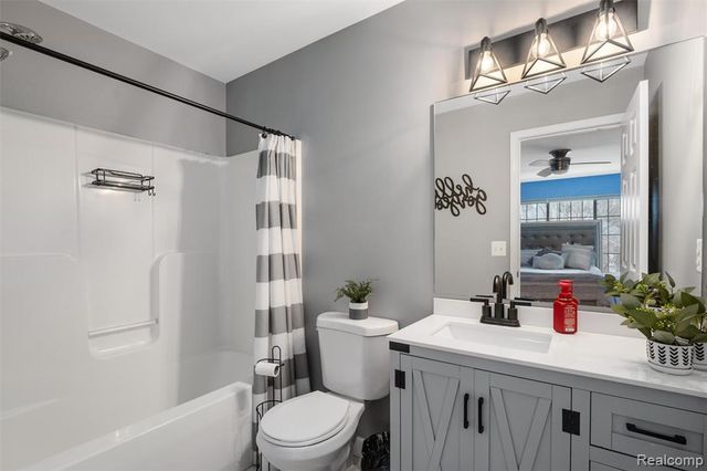 53118 Celtic Drive, Utica, MI 48315