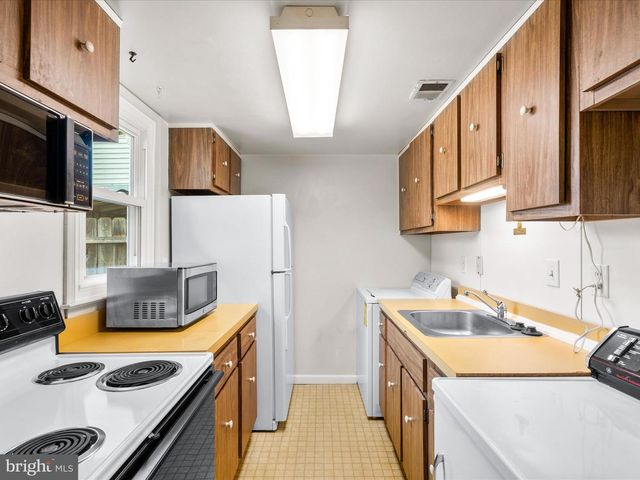 17910 HICKORY LN, Hagerstown, MD 21740