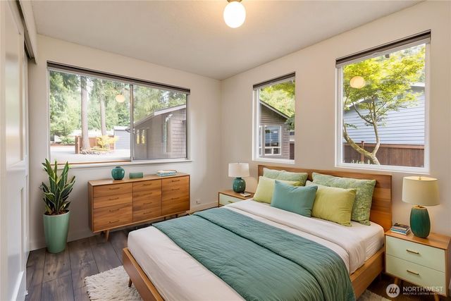 4908 W Tapps Drive E, Lake Tapps, WA 98391