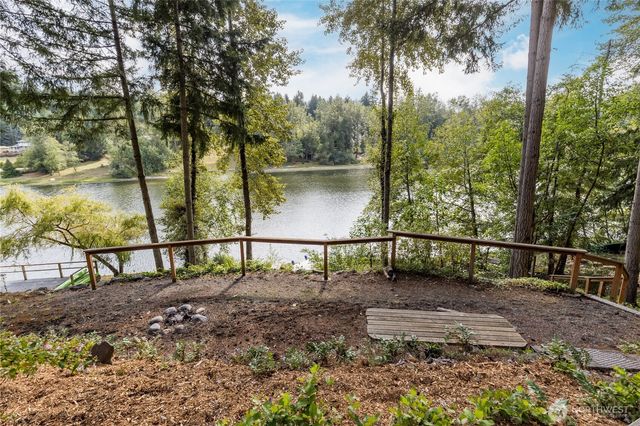 4908 W Tapps Drive E, Lake Tapps, WA 98391