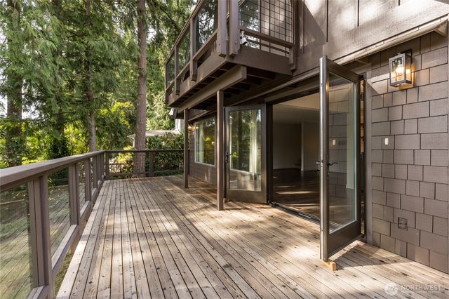 4908 W Tapps Drive E, Lake Tapps, WA 98391