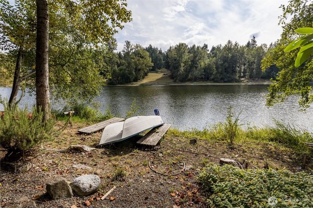 4908 W Tapps Drive E, Lake Tapps, WA 98391