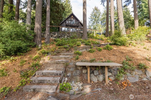 4908 W Tapps Drive E, Lake Tapps, WA 98391