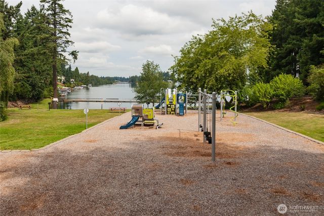 4908 W Tapps Drive E, Lake Tapps, WA 98391