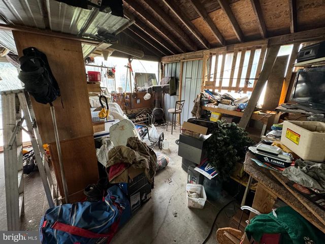 1941 CEDAR DR, Spring Grove, PA 17362