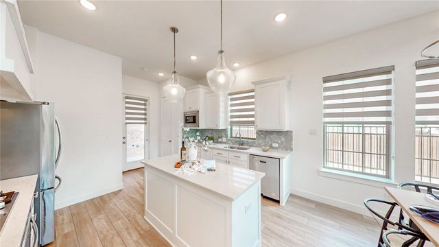 892 Deer Run Road, Flower Mound, TX 75028