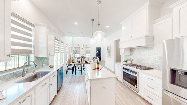 892 Deer Run Road, Flower Mound, TX 75028