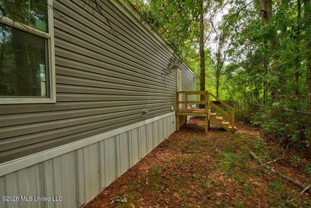 7737 Narcissus Drive, Gautier, MS 39553