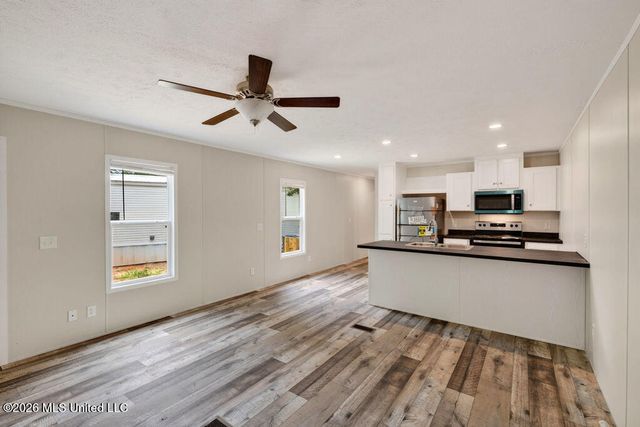 7737 Narcissus Drive, Gautier, MS 39553
