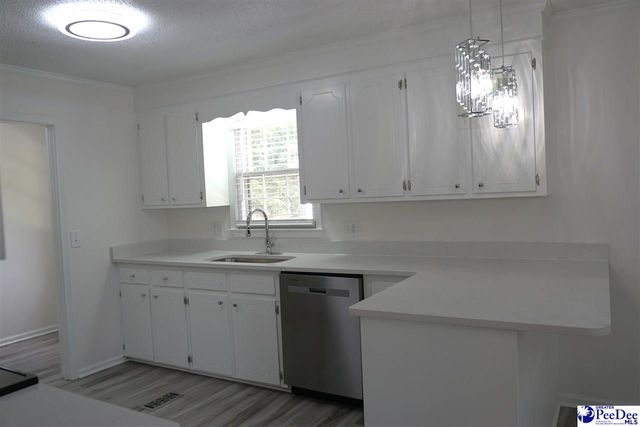 3225 Beechwood Rd, Florence, SC 29501