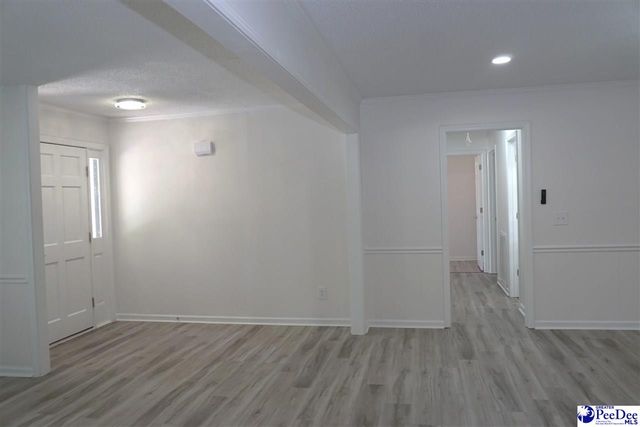 3225 Beechwood Rd, Florence, SC 29501