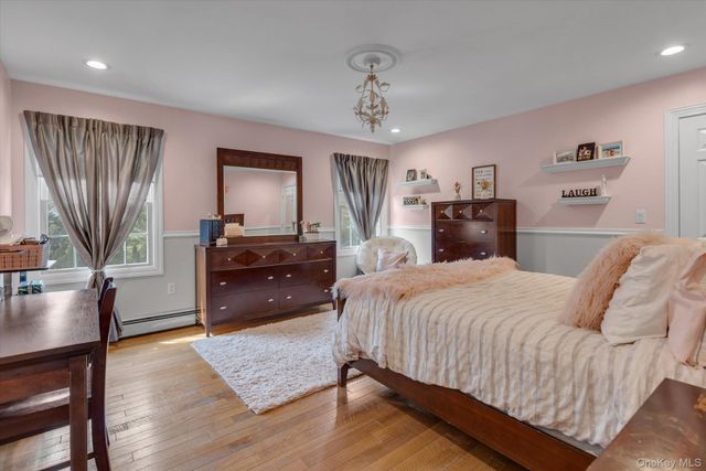 36 Fox Lane, Dix Hills, NY 11746