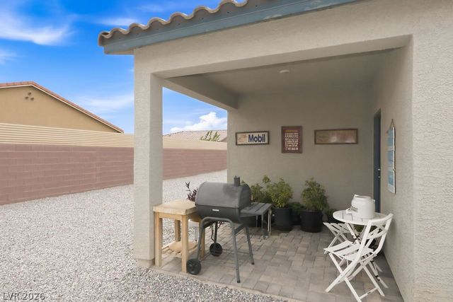 73 Hawk Avenue, Pahrump, NV 89060
