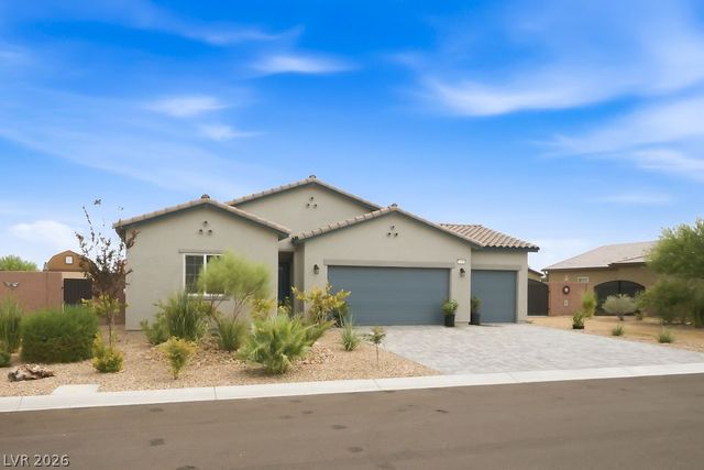 73 Hawk Avenue, Pahrump, NV 89060