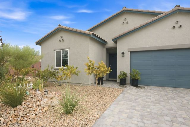 73 Hawk Avenue, Pahrump, NV 89060