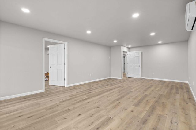 12018 State Hwy 13, Kimberling City, MO 65686