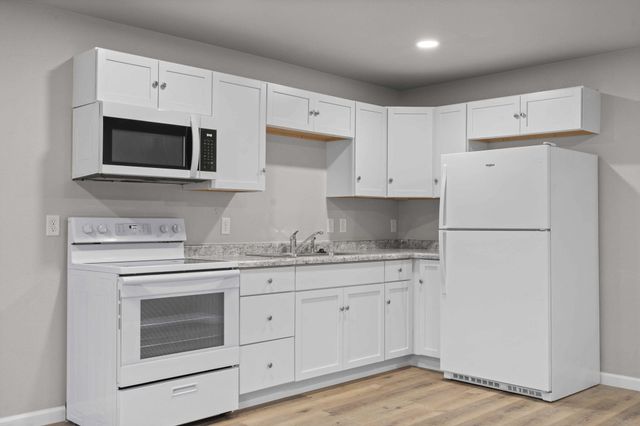 12018 State Hwy 13, Kimberling City, MO 65686