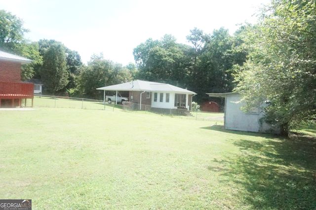 72 Bell Street, Hartwell, GA 30643