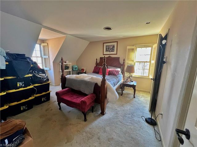 1089 Hillsdale Drive, Asheboro, NC 27203