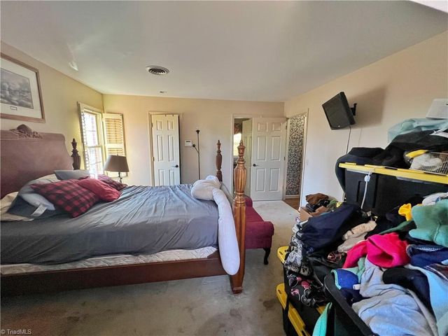 1089 Hillsdale Drive, Asheboro, NC 27203