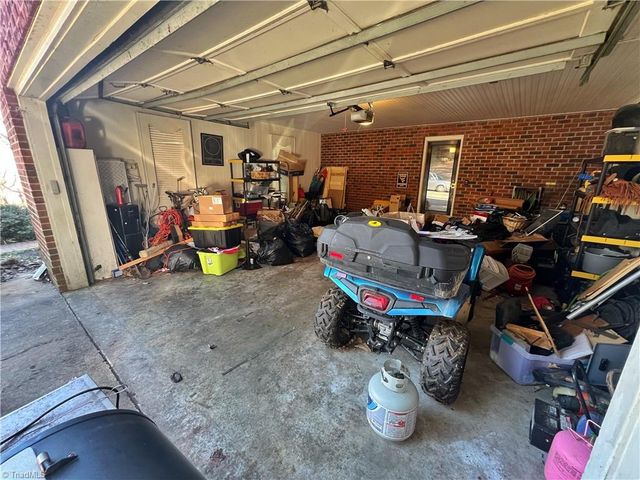 1089 Hillsdale Drive, Asheboro, NC 27203