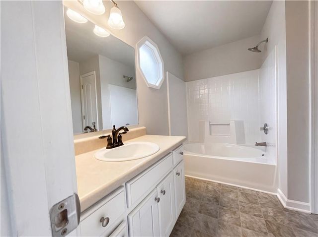 825 Commerce Boulevard, Riverdale, GA 30296