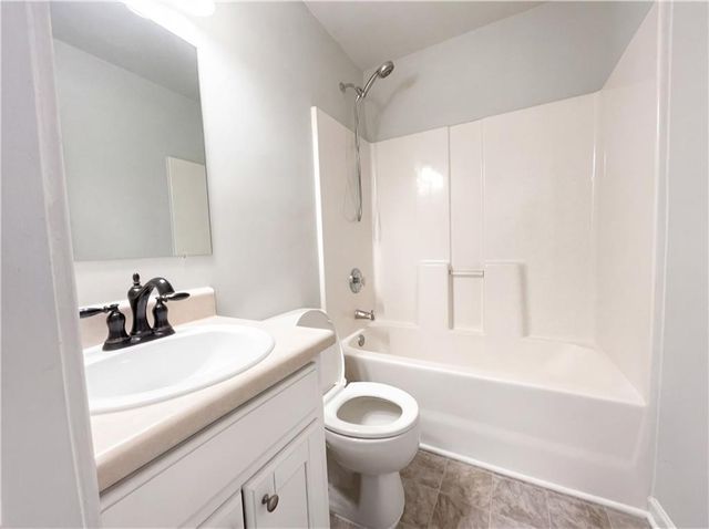 825 Commerce Boulevard, Riverdale, GA 30296