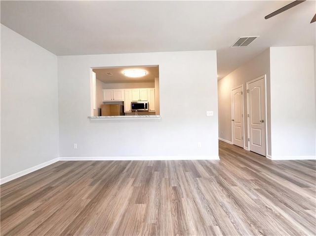 825 Commerce Boulevard, Riverdale, GA 30296