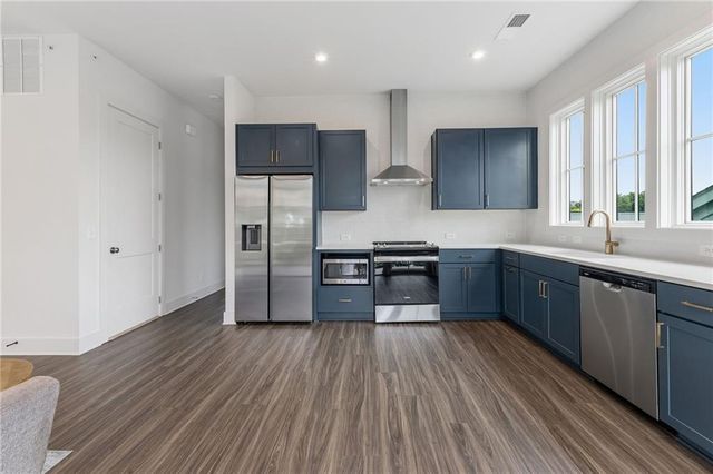 1290 Longreen Terr NW 2, Atlanta, GA 30318