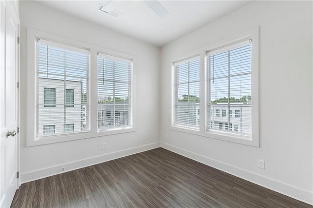 1290 Longreen Terr NW 2, Atlanta, GA 30318